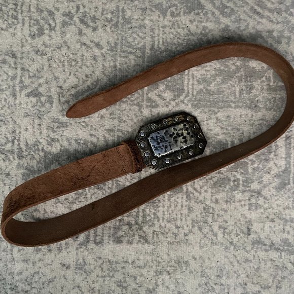 Streets Ahead: Rustic Leather Belt - Picture 5 of 10